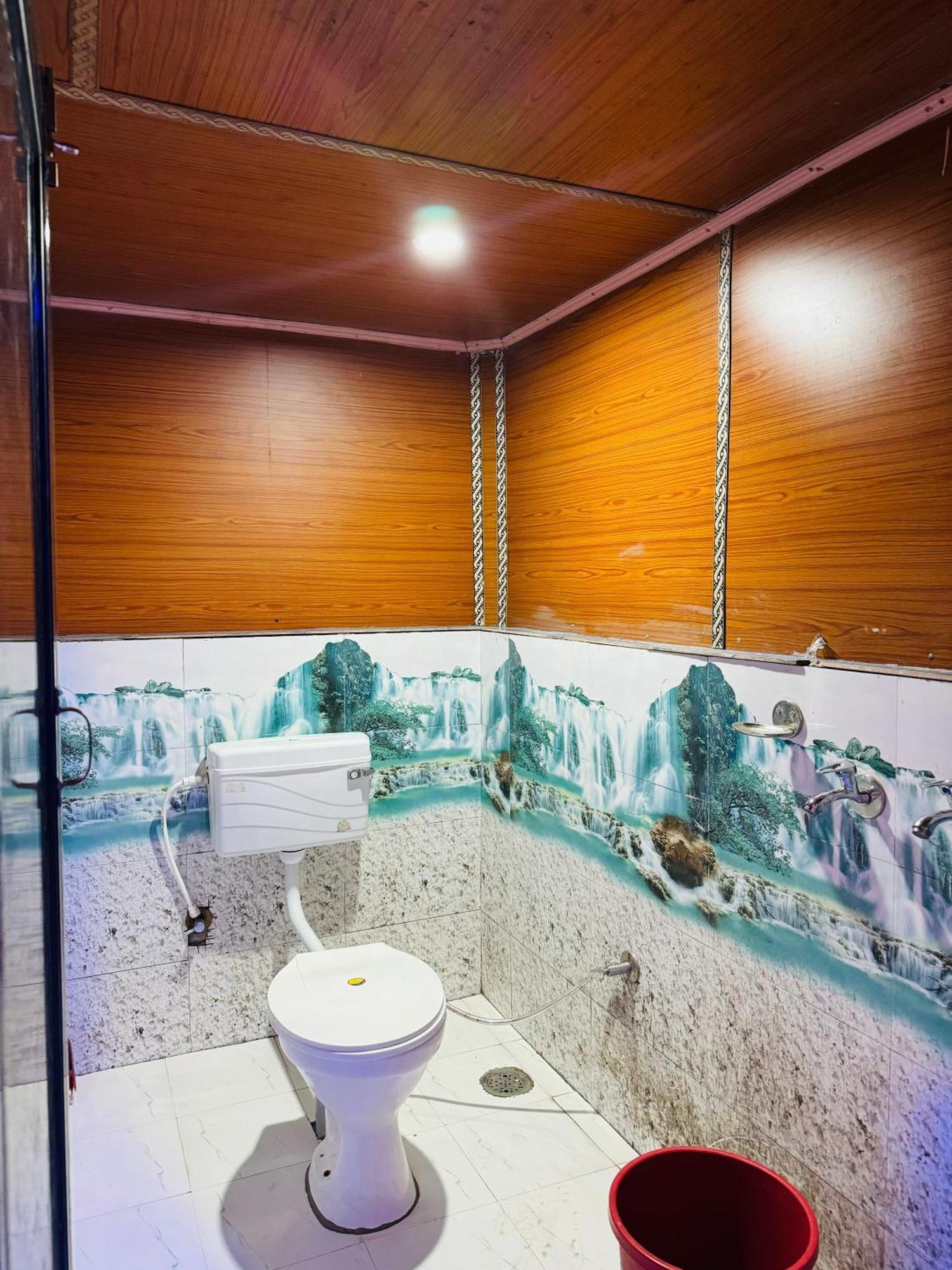 Chakrata Heights Resort Kaliana Luaran gambar